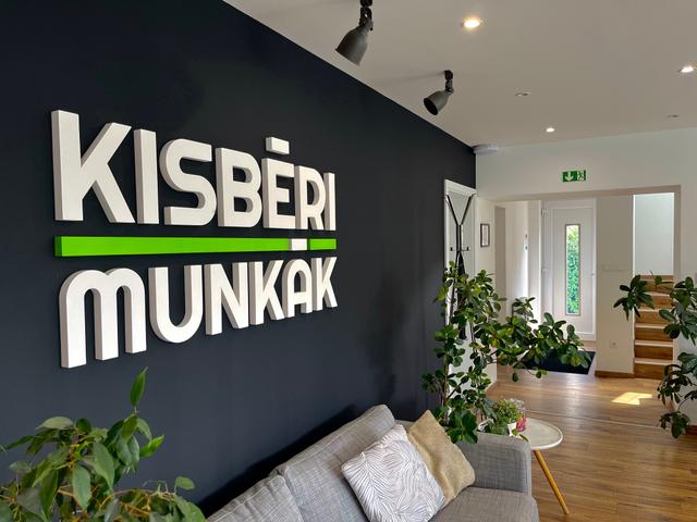 Kisbéri Munkák